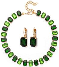Emerald green radiant crystal set